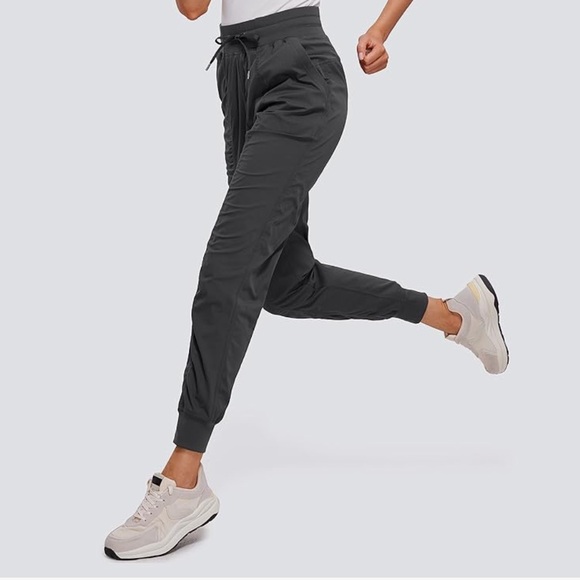 Crzy Yoga Light Weight Workout Jogger - Picture 4 of 4